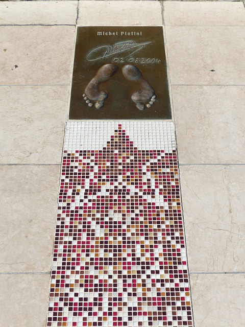 但在史蒂芬 但在史蒂芬